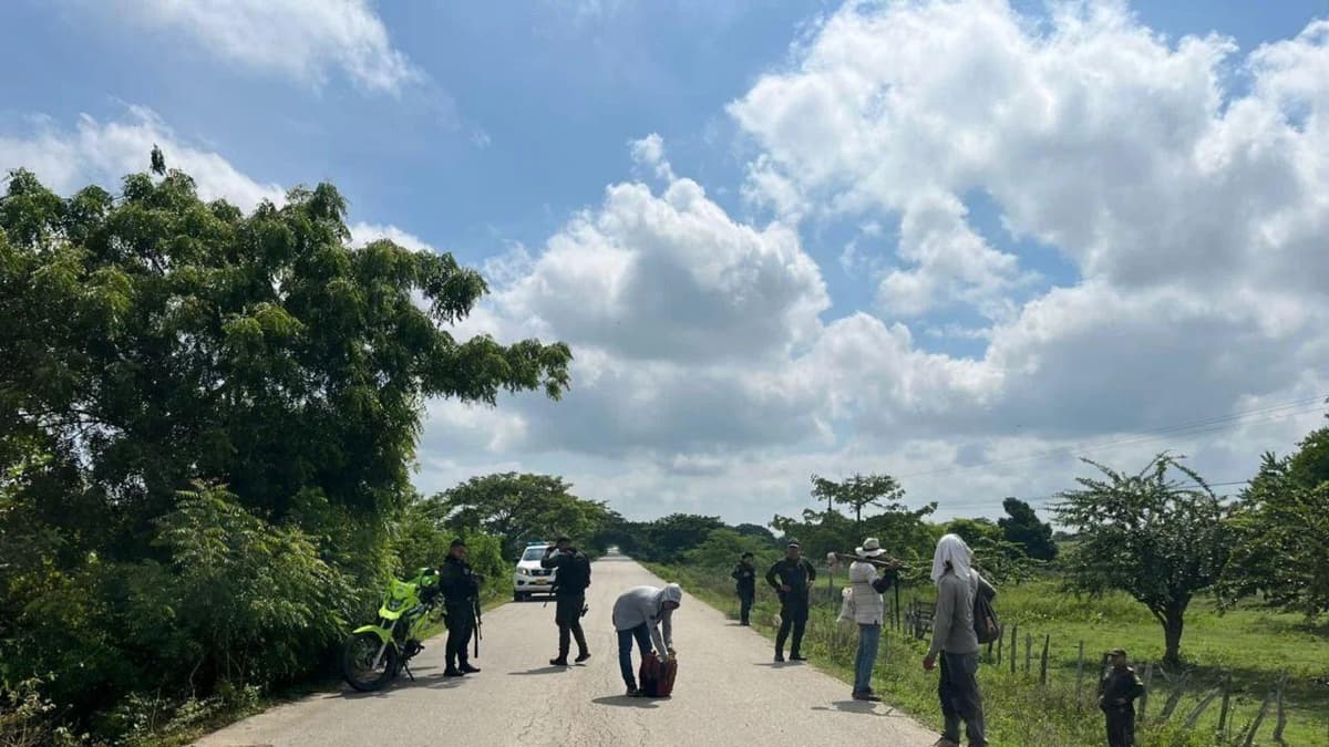 Santa Marta bajo el yugo: cómo las autodefensas convirtieron la extorsión en "impuesto armado"