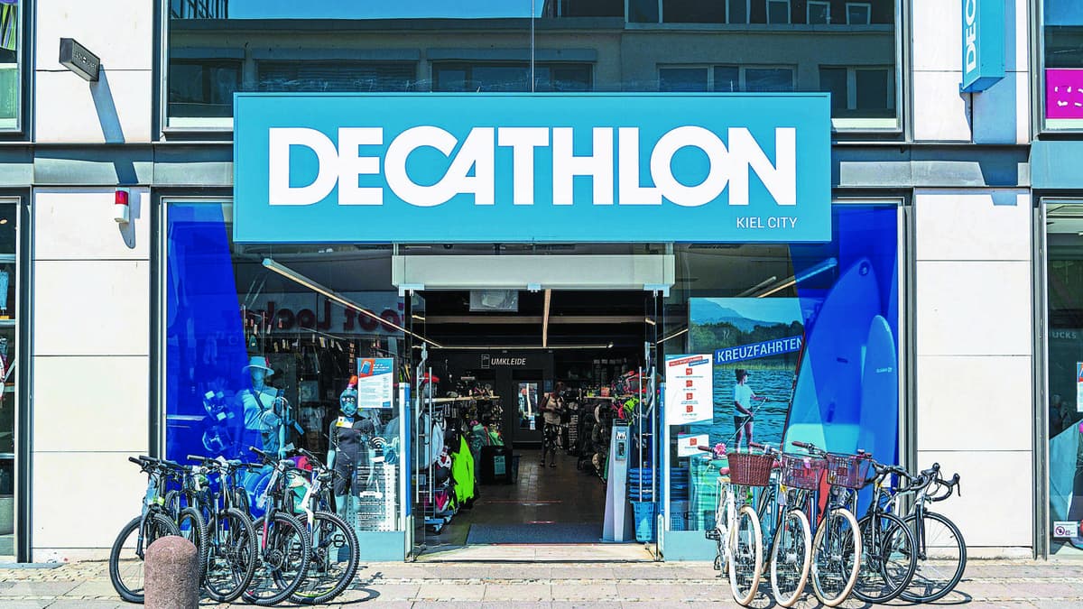 Decathlon acelera su expansión en Colombia: de 9 tiendas a 35 para 2030