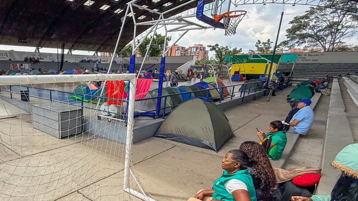 750 integrantes de comunidades del norte del Cauca ocupan la Universidad Nacional; la institución activa protocolos de emergencia