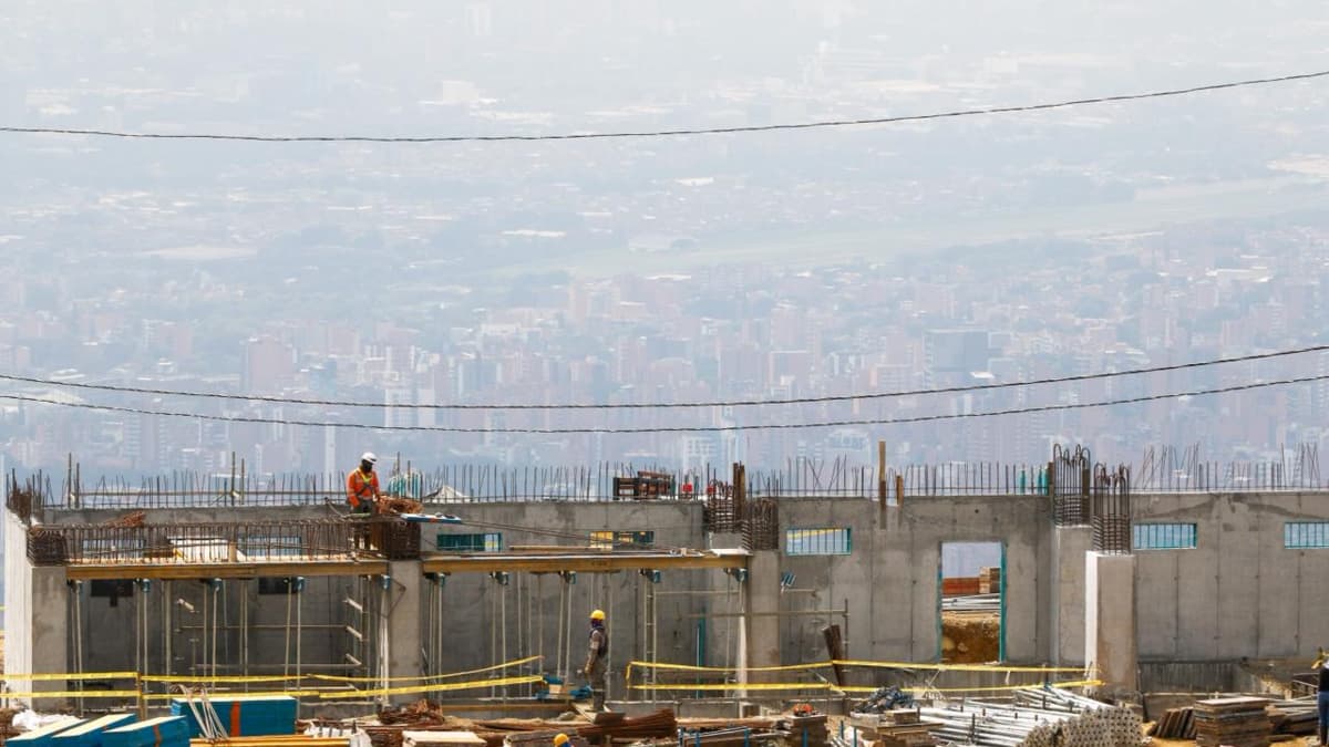 Medellín construye cárcel para sindicados con 1.339 cupos contra crisis de hacinamiento del 123%