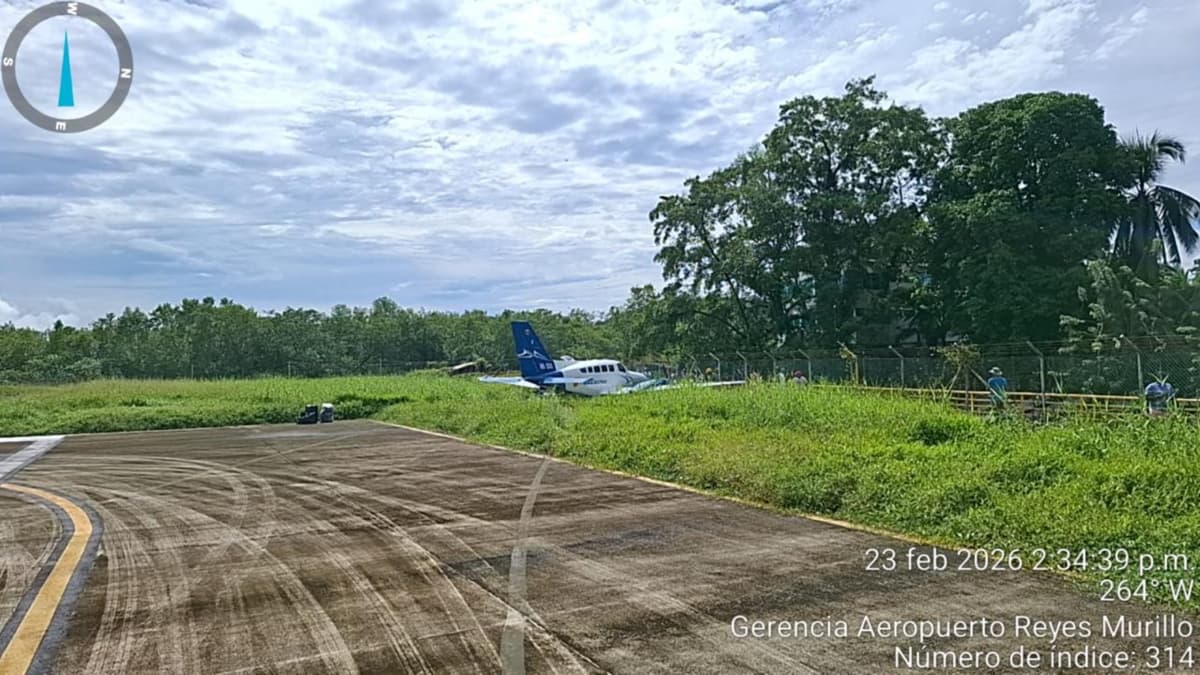 Susto en Nuquí: avioneta se sale de pista al despegar hacia Quibdó con siete pasajeros