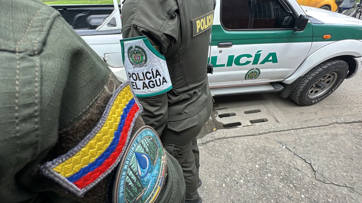 Acueducto recupera 942 millones por agua robada y captura dueño de lavadero en Bogotá