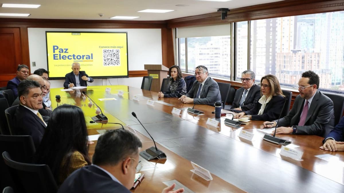 Consejo Gremial pide "referee internacional" para elecciones 2026 por preocupaciones sobre neutralidad estatal