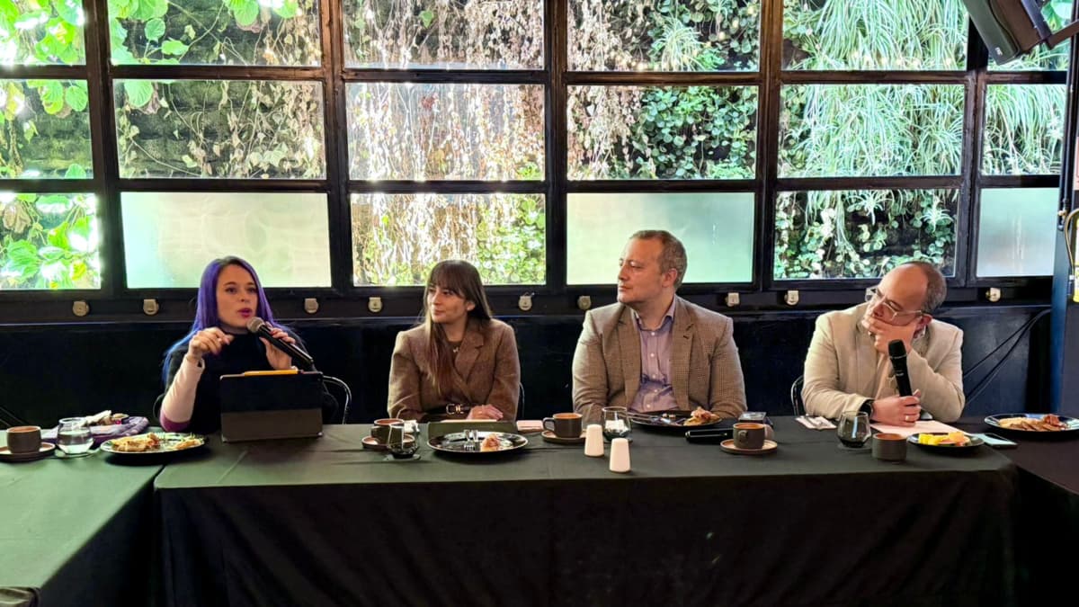 LG trae a Colombia pantallas y aires inteligentes para ahorrar energía en las empresas