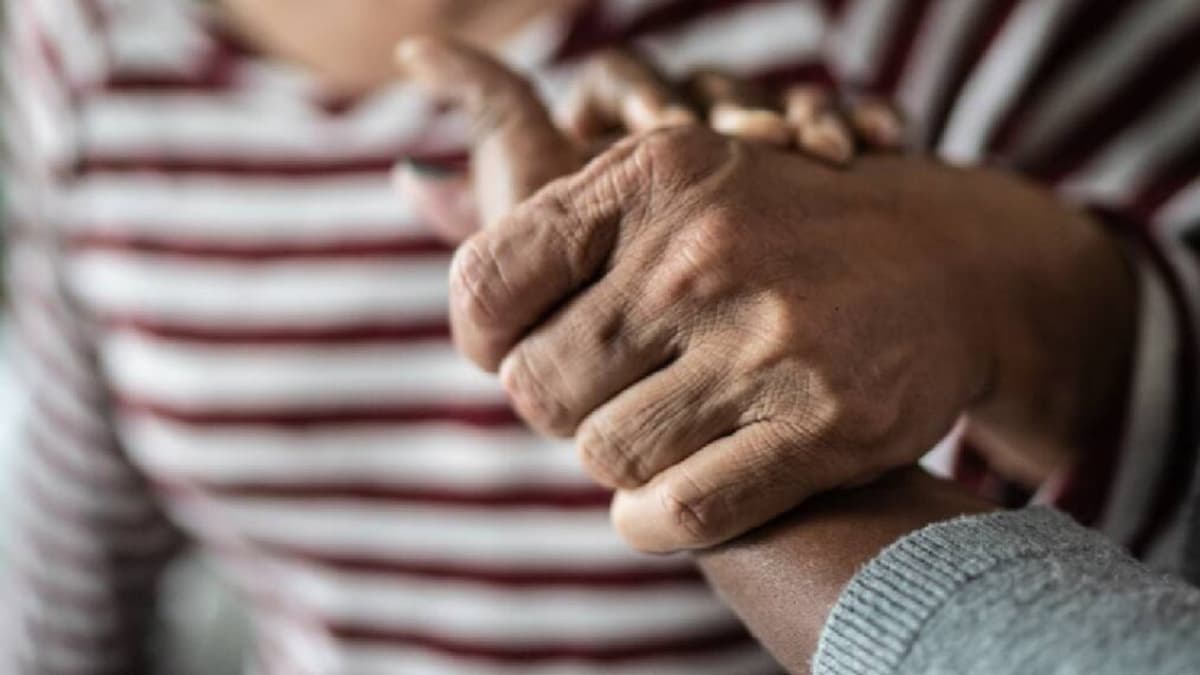 Cambios en la conducta pueden alertar sobre demencia años antes de los olvidos