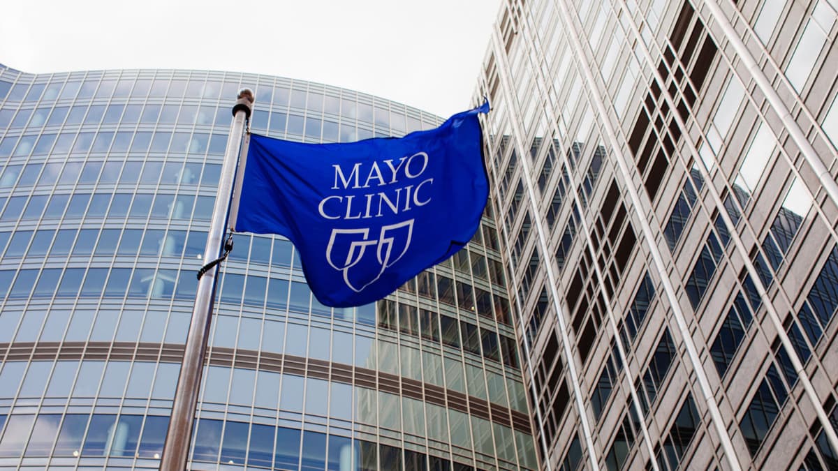 Mayo Clinic y Merck unen fuerzas para crear medicamentos con inteligencia artificial