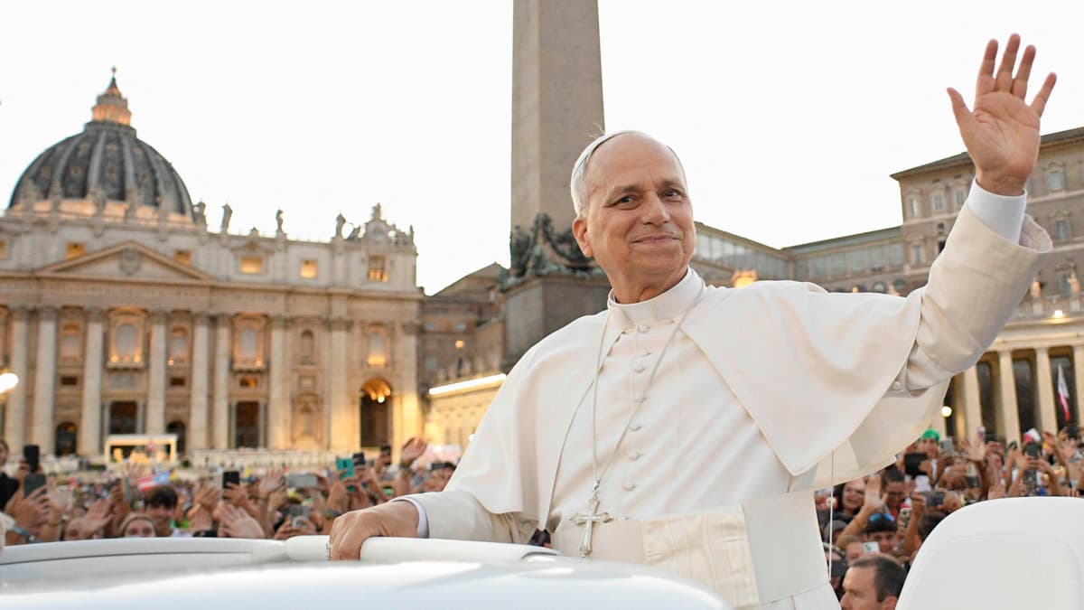 Papa León XIV clama por paz mediante el diálogo frente a la "diplomacia de la fuerza"