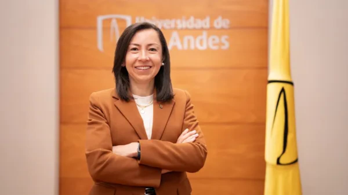 Uniandes ratifica a Raquel Bernal como rectora por dos años más