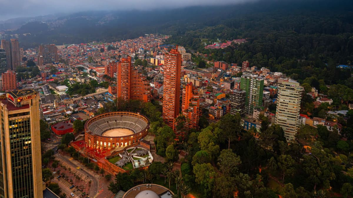 Bogotá espera recibir más de 15 millones de turistas en 2026 con expansión de vuelos