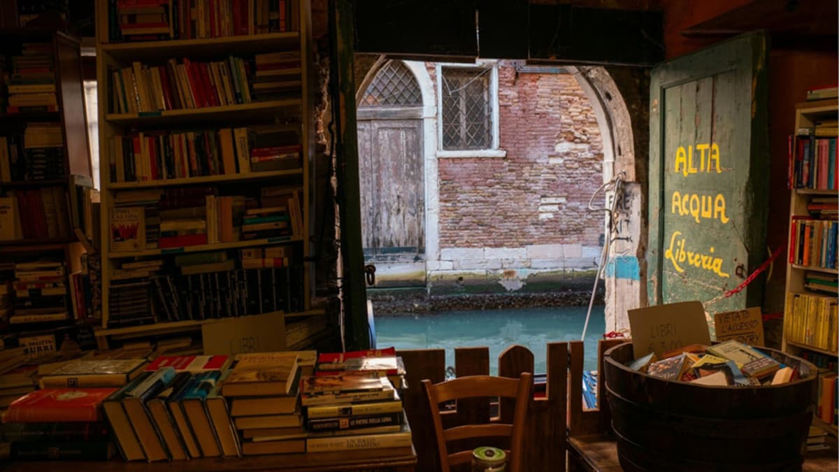 Los libros conquistan el turismo: cinco ciudades que guían sus viajes por la literatura