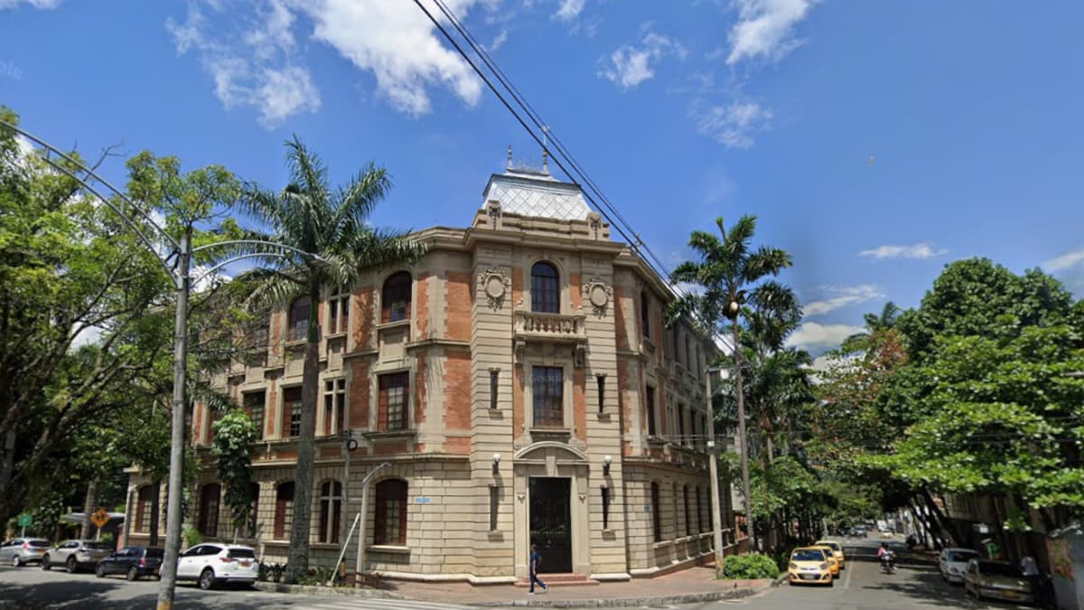 Universidad de Antioquia destapa red de fraude en examen de especialidades médicas con 40 casos