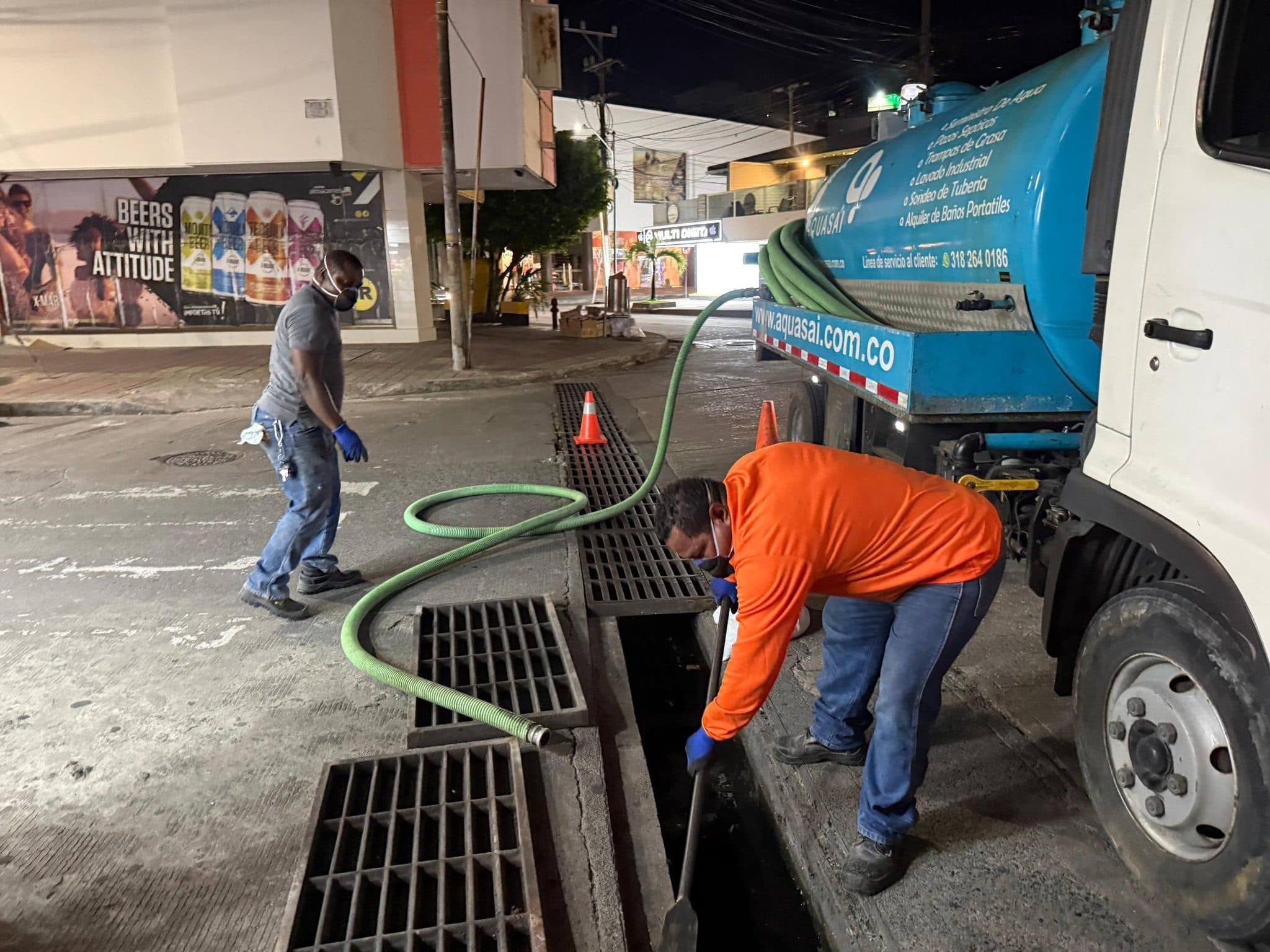 Gobernación intensifica limpieza del sistema de alcantarillado en San Andrés para evitar inundaciones