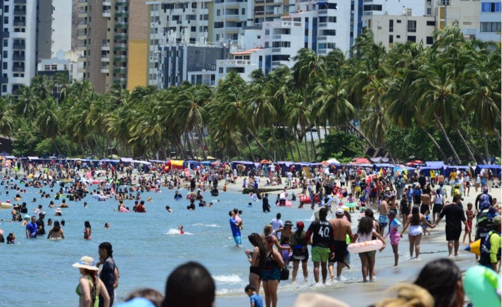 Santa Marta lucha contra apagones que amenazan el turismo en temporada vacacional
