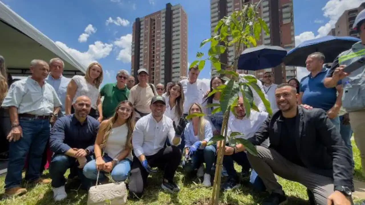 Sabaneta inaugura Parque de los Guayacanes: su nuevo pulmón verde de casi 1.600 metros cuadrados