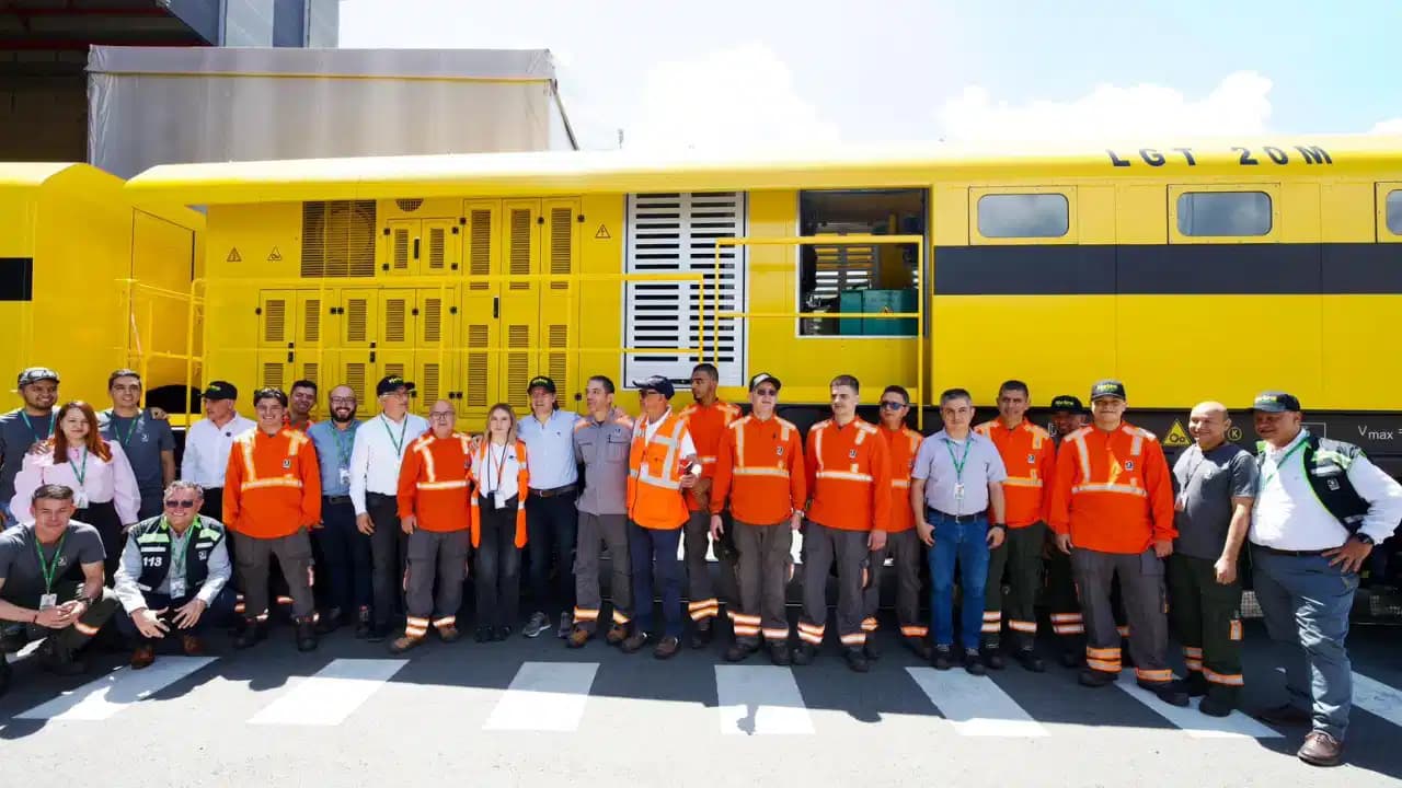 Medellín recibe máquina italiana de $40 mil millones para cuidar los rieles del Metro