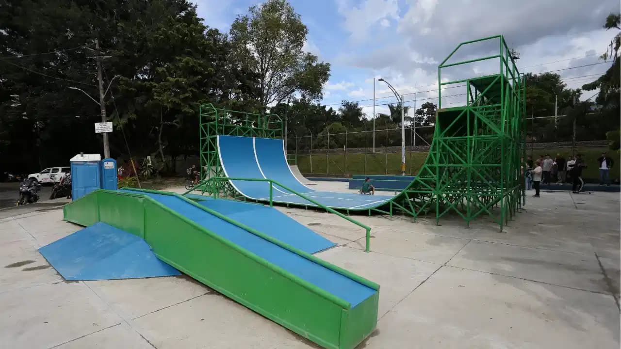 Medellín renueva 11 pistas de skate con inversión de más de 1.500 millones