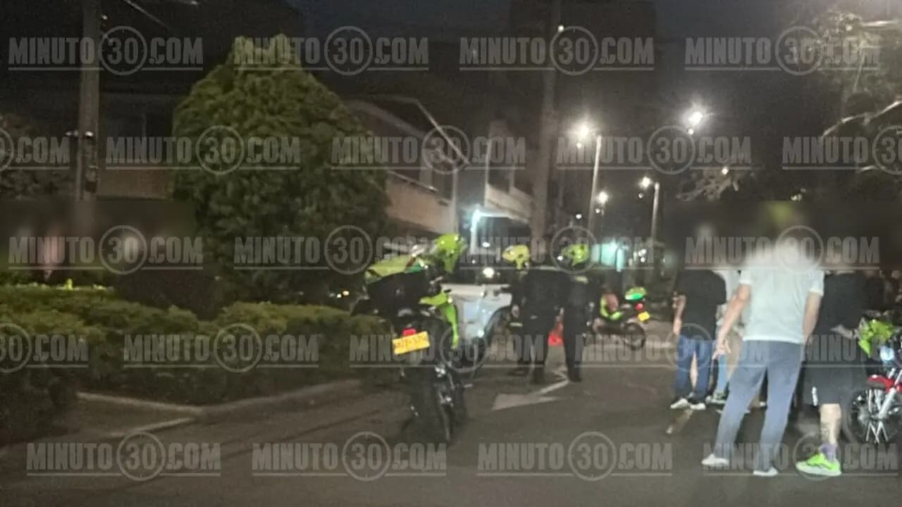 Sicariato en El Estadio: le dispararon mientras conducía y su camioneta quedó incrustada en un edificio