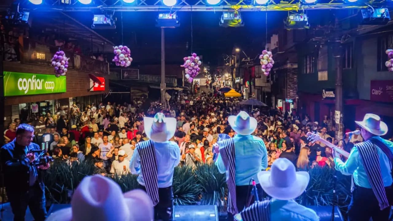 Medellín abre convocatoria para artistas: lleva tu proyecto cultural a los territorios
