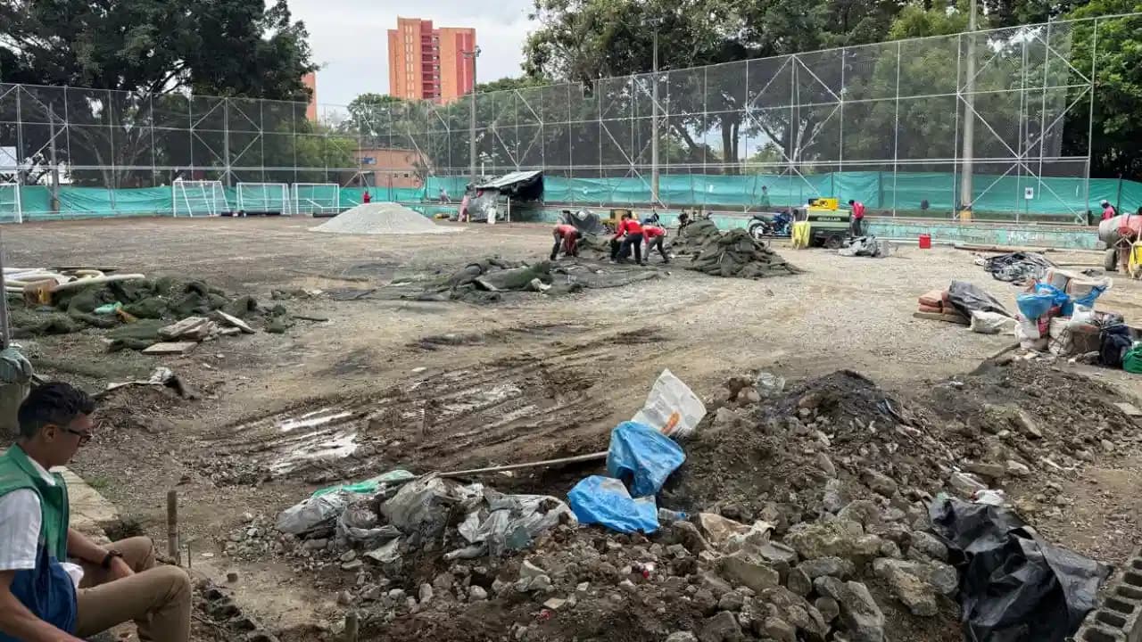 Medellín ya recuperó 397 escenarios deportivos y sigue la ola de transformación en barrios