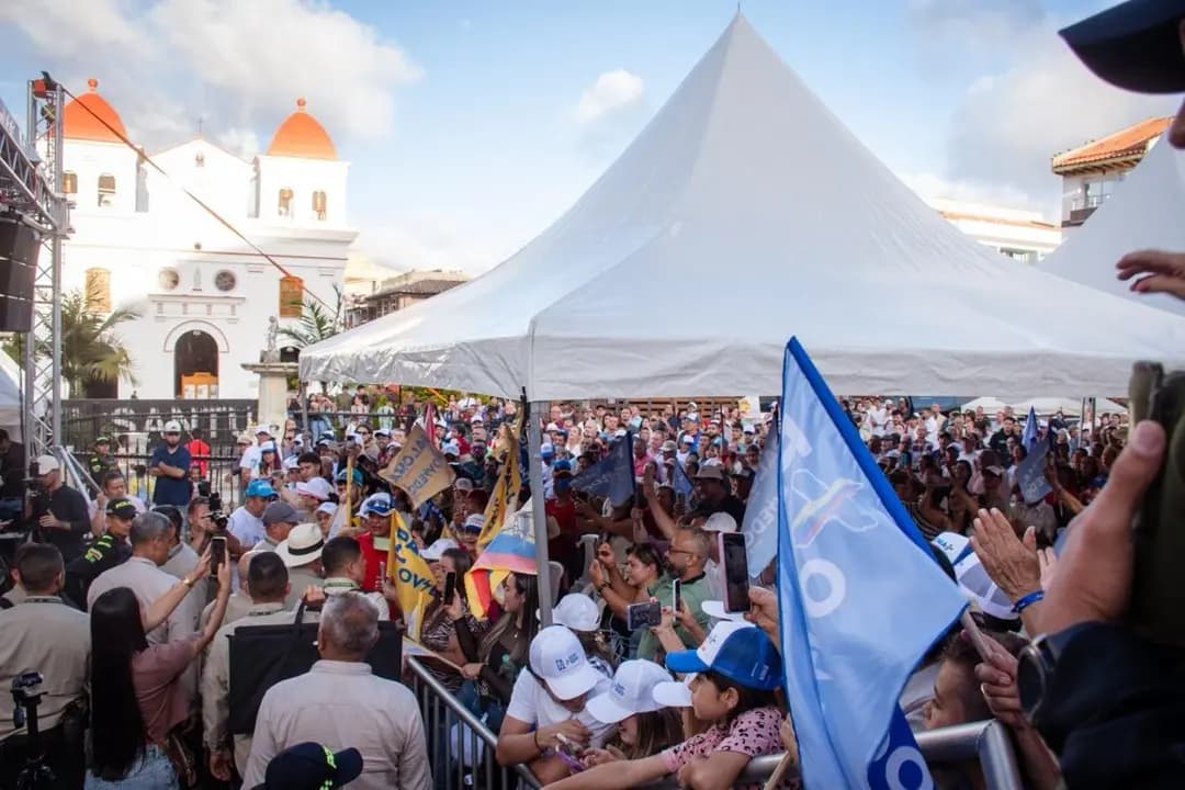 Uribe cierra campaña de Paloma Valencia en El Santuario, bastión histórico del Centro Democrático