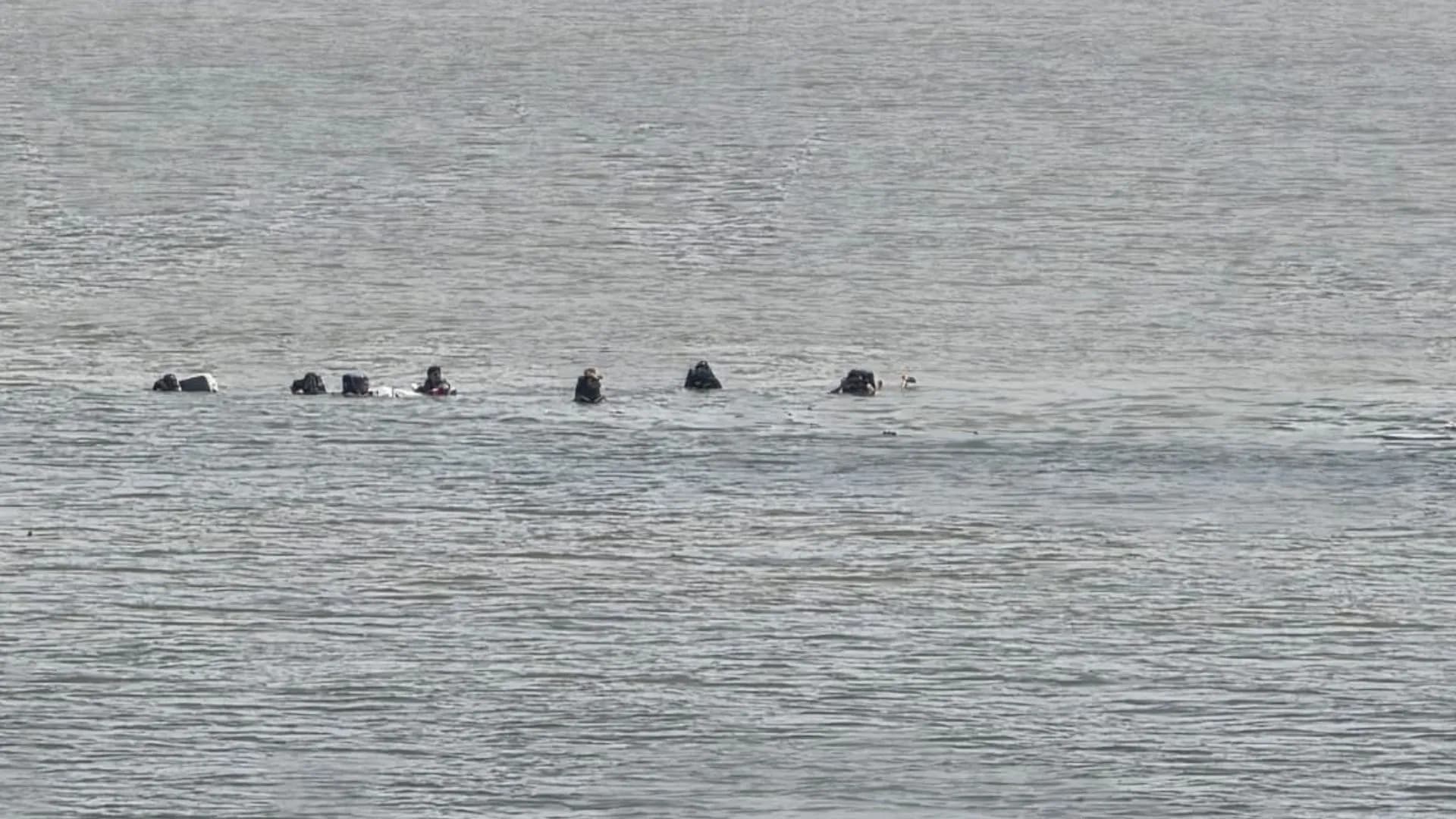 Armada rescata a diez personas tras naufragio de embarcación sin permisos en el Golfo de Urabá