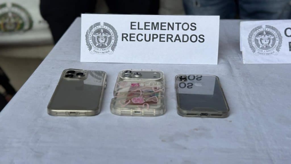 Policía captura a dos presuntos ladrones tras persecución en Medellín