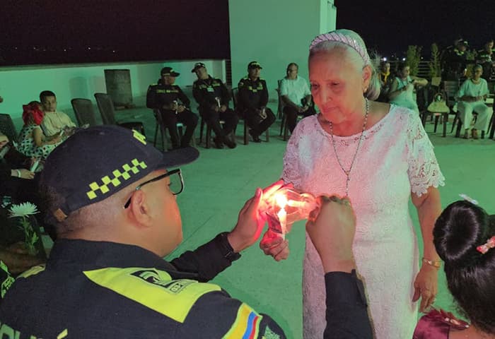 Policía Nacional rinde homenaje a víctimas en acto de reflexión y sanación