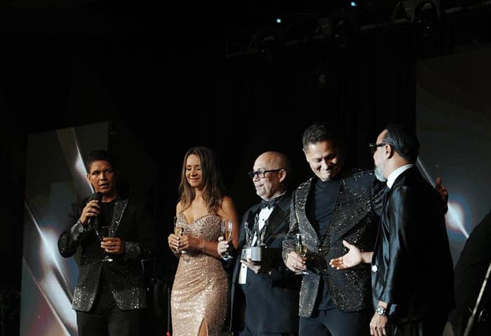 En gala de lujo, los Upar Awards exaltaron lo mejor del vallenato con 35 premios