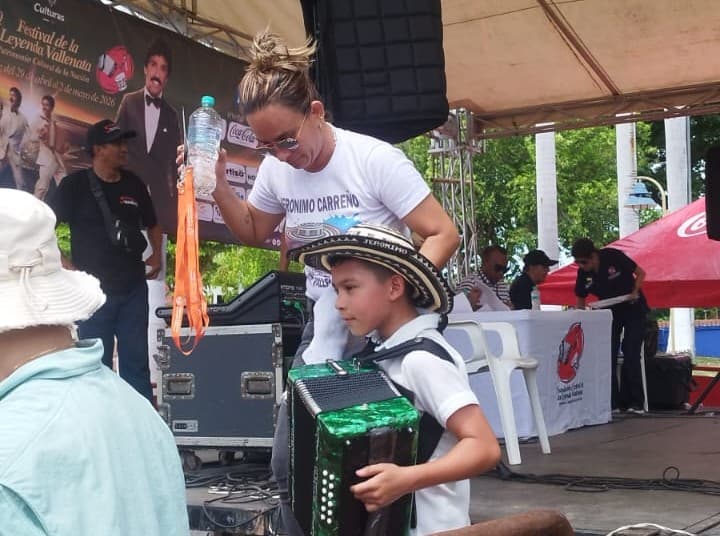 Las madres que sacrifican todo para que sus hijos suenen al ritmo del acordeón vallenato