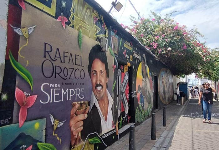 Rafael Orozco revive en un mural en el corazón de Valledupar durante el Festival Vallenato