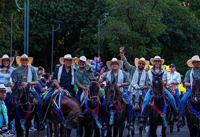 Valledupar se viste de tradición: más de mil caballos galopearán en la Gran Cabalgata del Festival