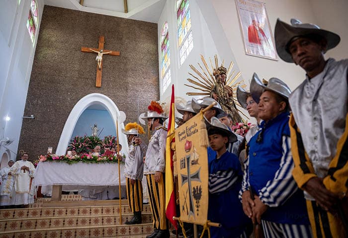 En pleno Festival Vallenato, Valledupar se detiene para honrar a su patrona espiritual