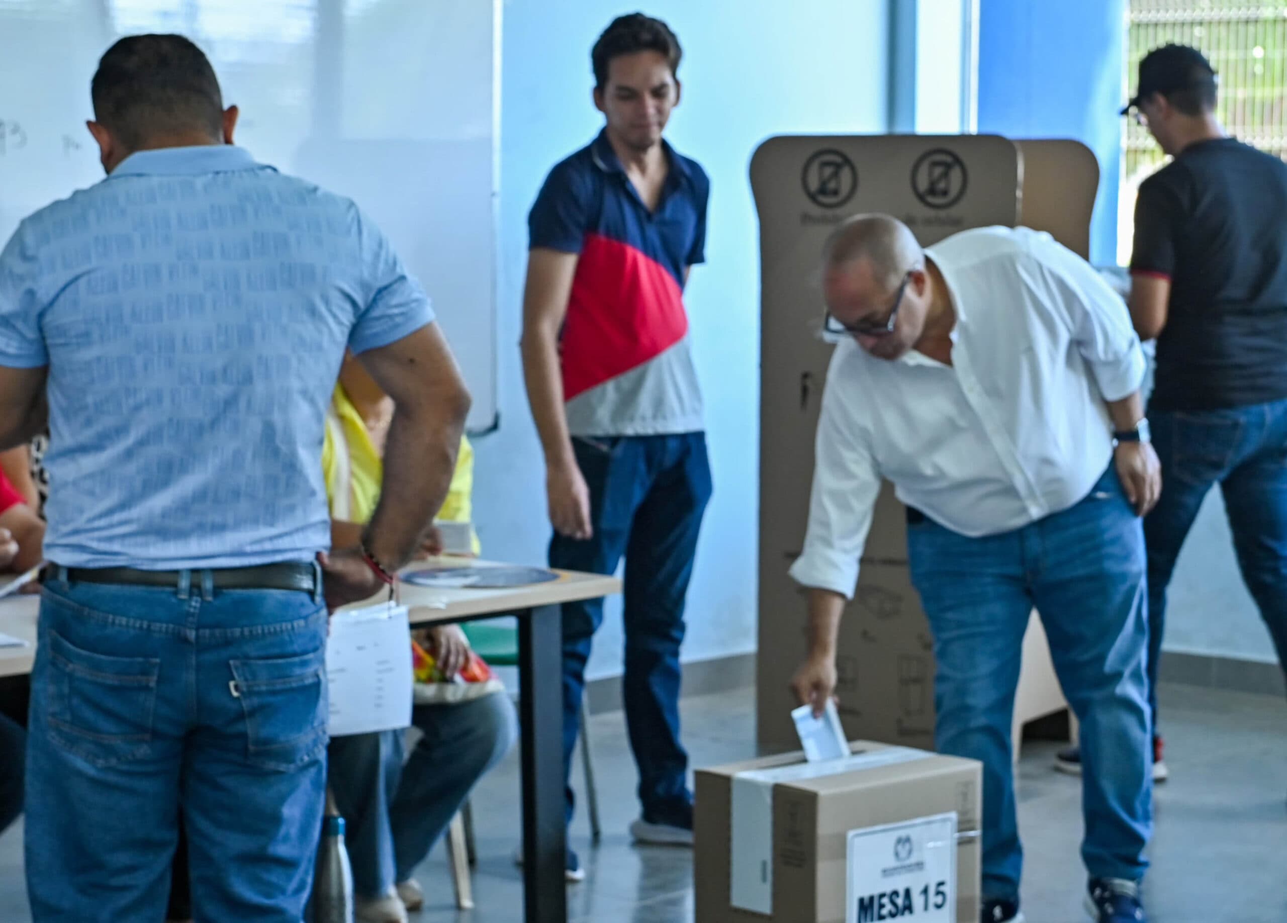 En el Cesar, Cepeda y De la Espriella se disputan la presidencia con apenas 617 votos de diferencia