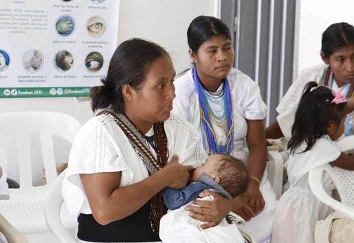 Indígenas de la región logran histórica reducción en muertes de madres y niños durante 2025