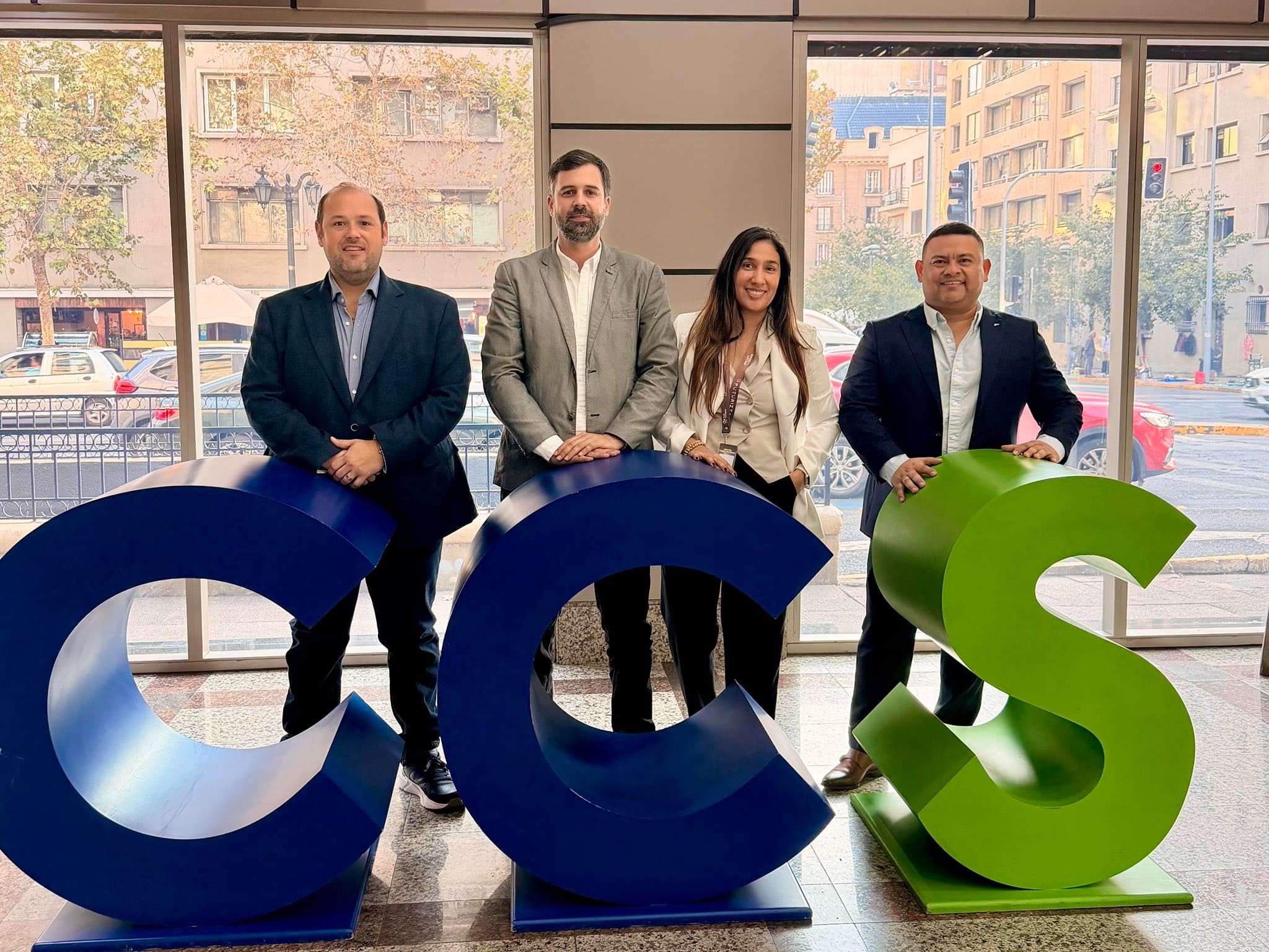 Santa Marta busca potenciar su economía con alianzas con gremios empresariales de Chile