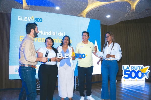 Más de 250 emprendedores de Santa Marta aprendieron a transformar sus negocios en el Bootcamp Ruta 500+