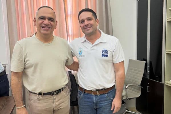 Camilo George asume temporalmente la alcaldía de Santa Marta mientras Pinedo participa en cumbre internacional