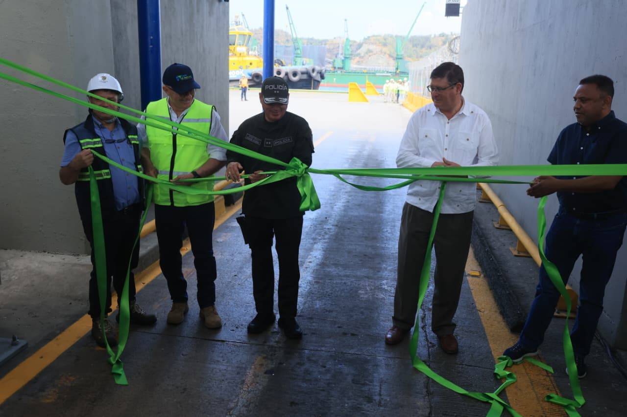 Santa Marta invierte más de 6.8 millones de dólares en escáner de última generación para blindar su puerto