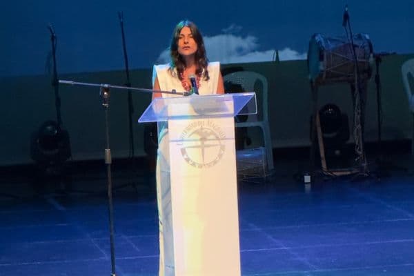 Sociedad civil demanda mayor voz en decisiones sobre transición energética en Santa Marta