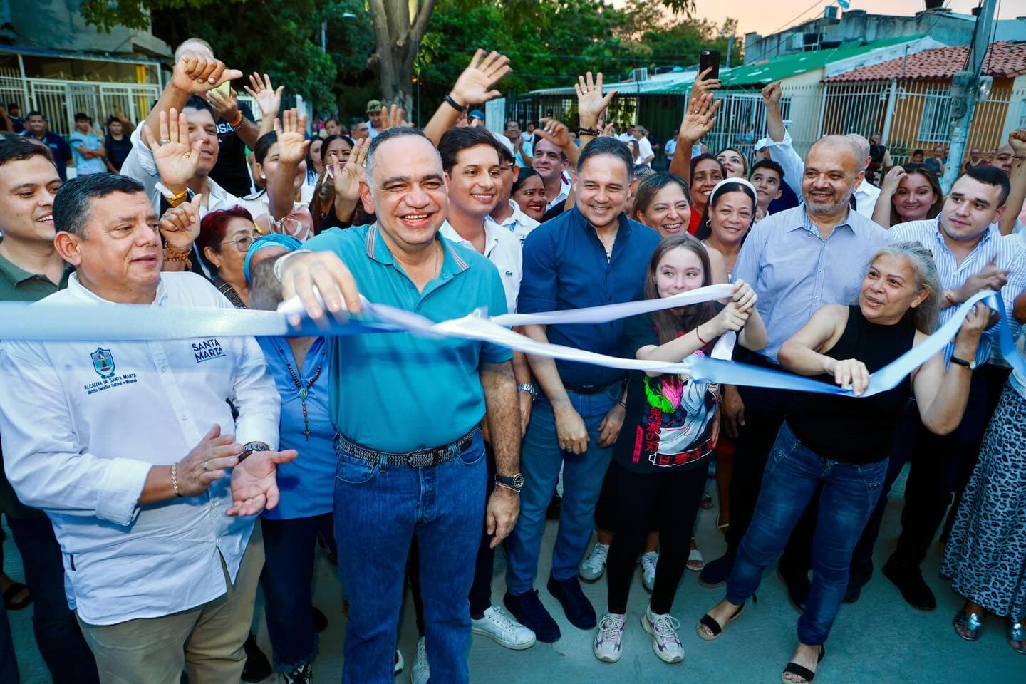 Santa Marta renueva alcantarillado en Villas de Alejandría tras 40 años de espera