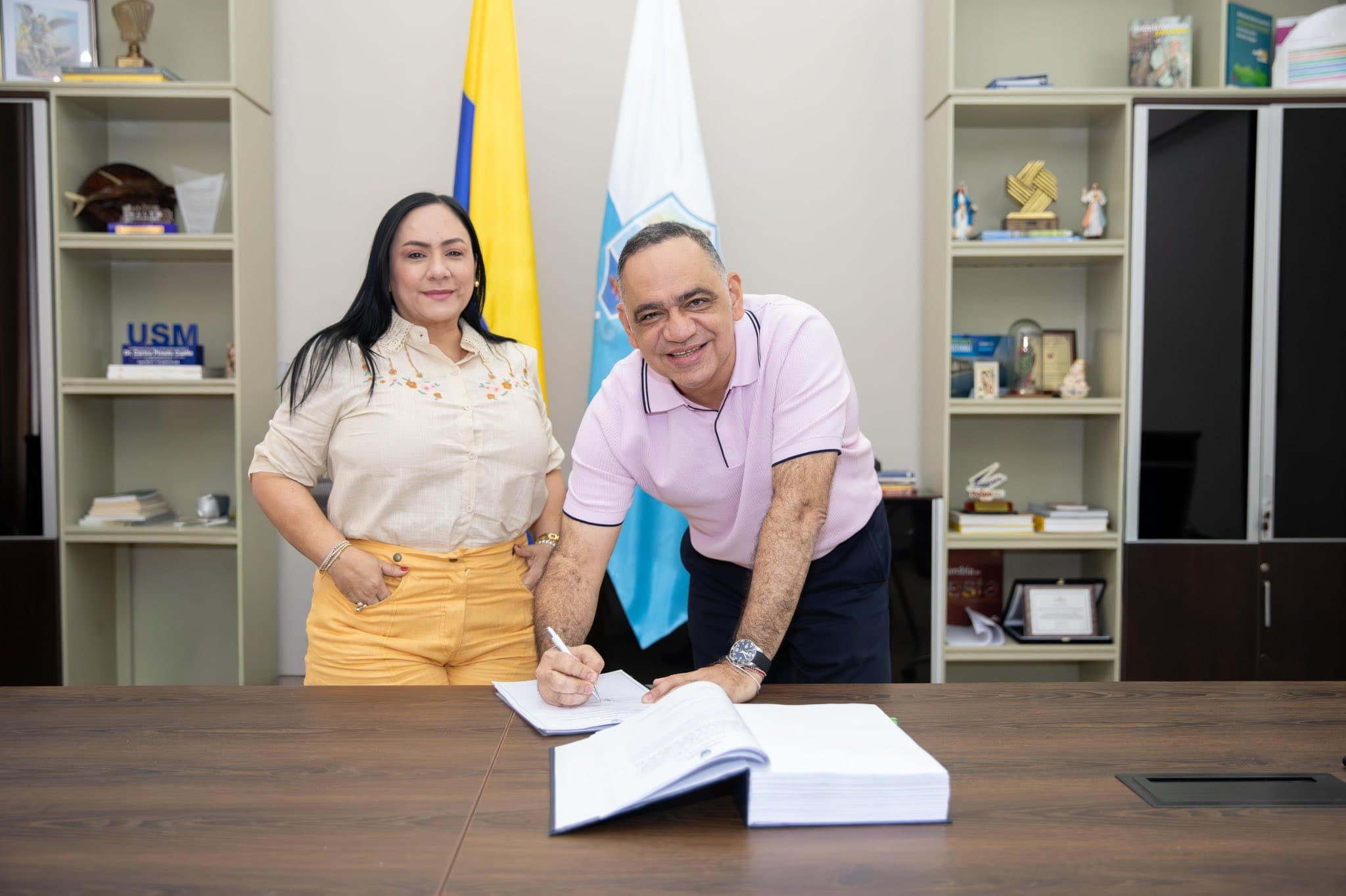 Claudia Patricia Aarón es posesionada como alta consejera para la Sierra Nevada