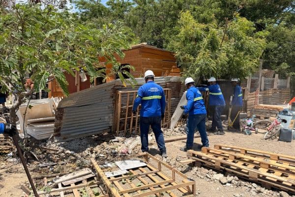 Santa Marta recupera 500 metros en quebrada Tamacá tras demoler siete viviendas irregulares