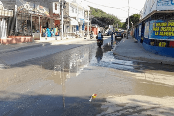 Justicia ordena reparar alcantarillado en barrios de Santa Marta tras 40 años de abandono