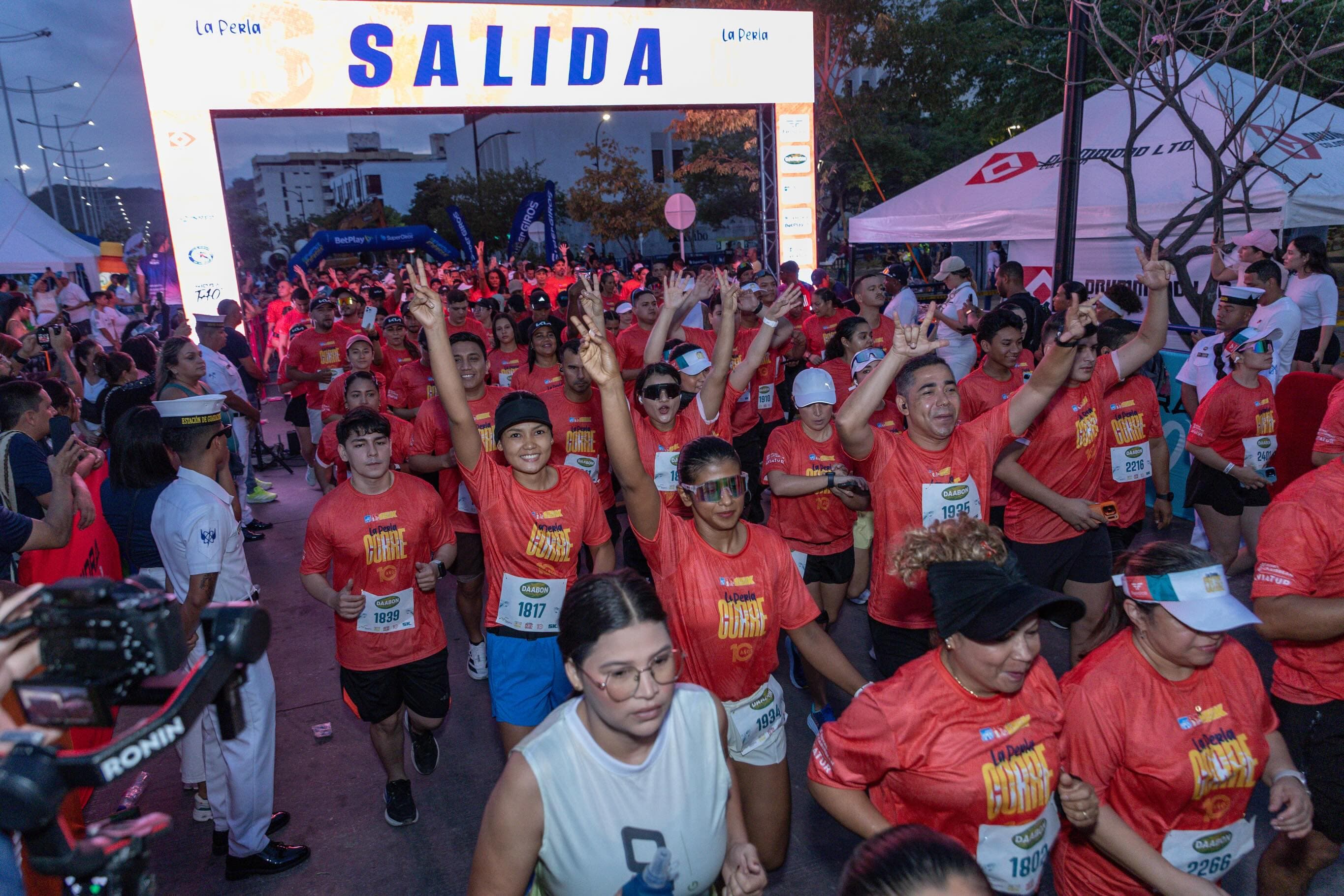 Santa Marta celebra una década de 'La Perla Corre' con más de 3.000 corredores en las calles