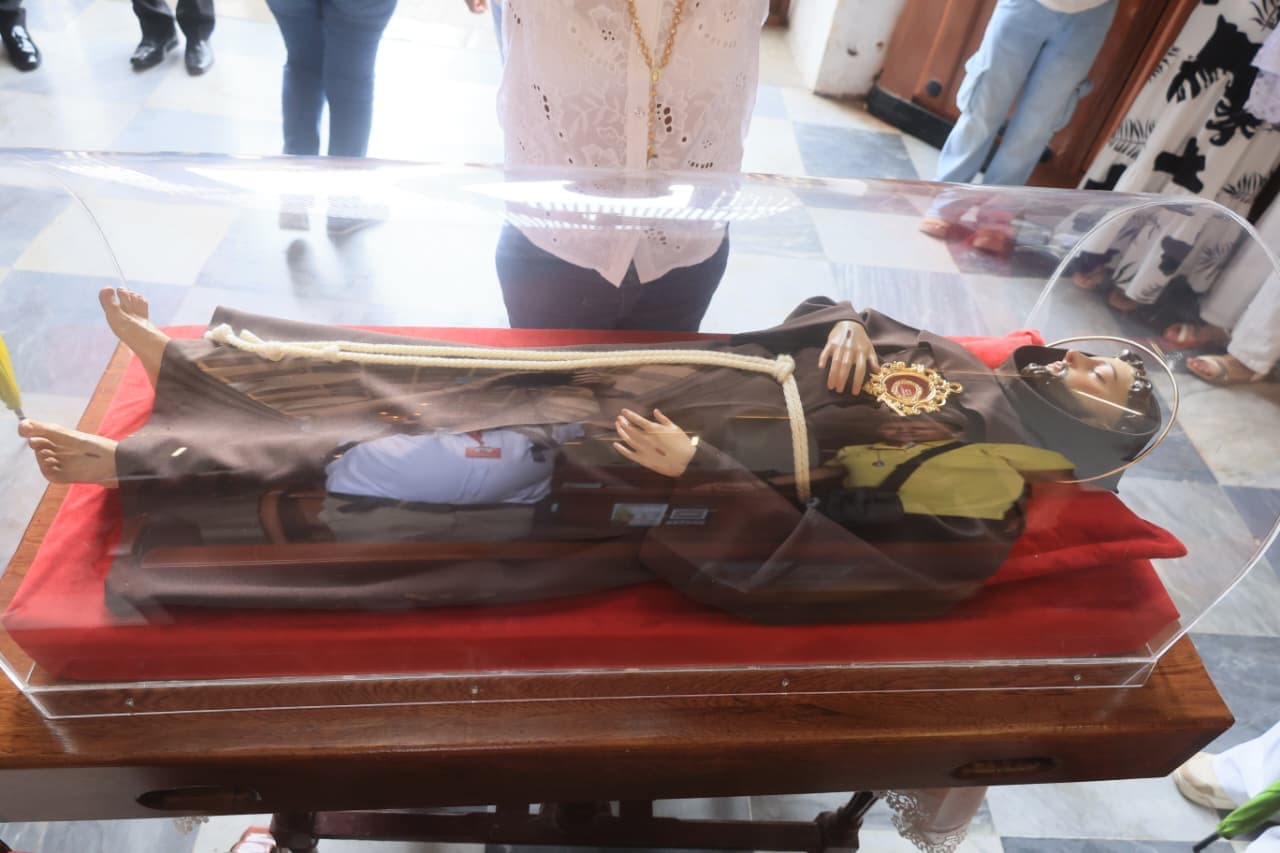 Santa Marta recibe las reliquias de San Francisco de Asís en histórica peregrinación nacional