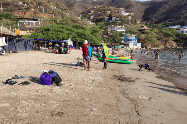 Taganga recibe turistas con calma durante puente del Sagrado Corazón