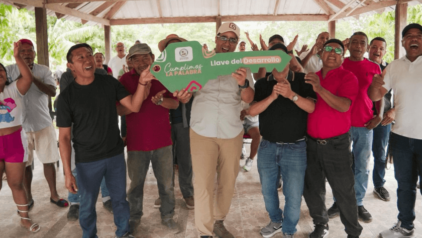 Distracción recibe energía solar, vías mejores y canchas deportivas para sus comunidades rurales