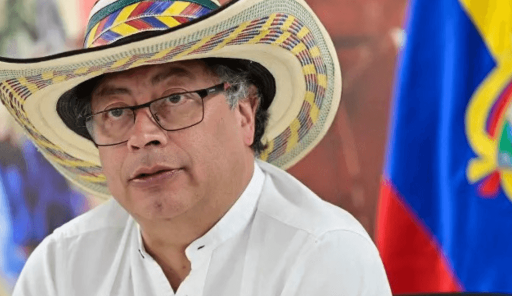 Petro llega a San Juan del Cesar con propuestas de economía popular y seguridad alimentaria