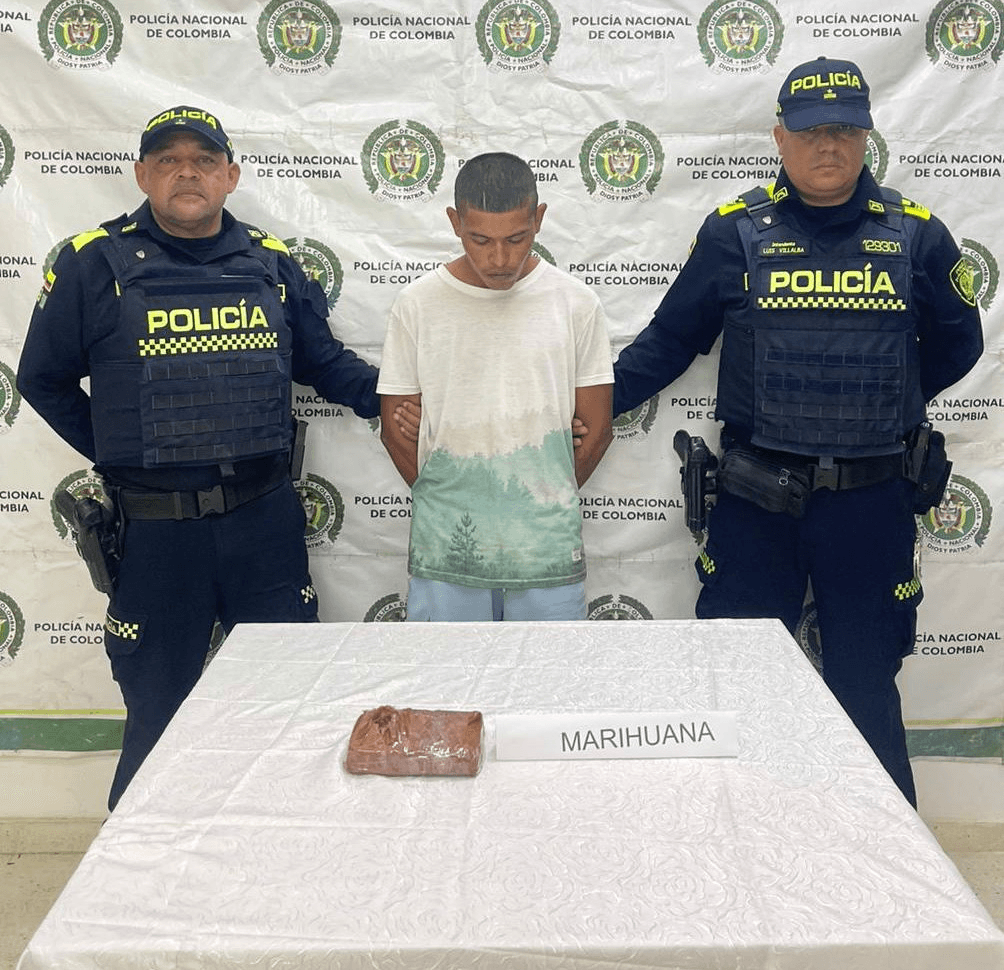 Policía captura presunto vendedor de marihuana en Hatonuevo durante patrullaje