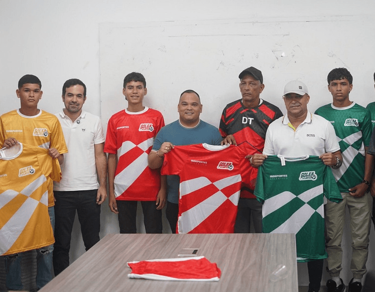 Atlántico inaugura moderno estadio con la final de sus mejores equipos de fútbol formativo